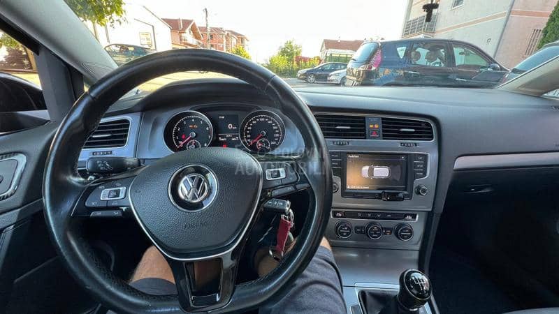 Volkswagen Golf 7 1.2 tsi