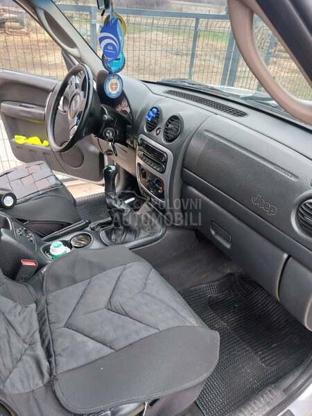 Jeep Liberty 