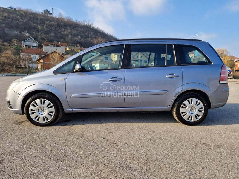 Opel Zafira 