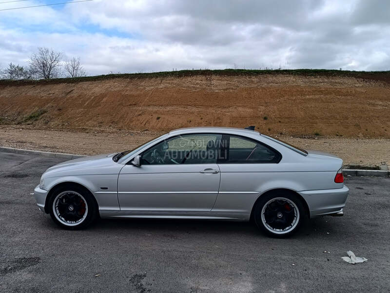 BMW 318 