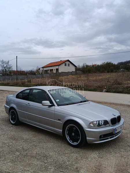 BMW 318 