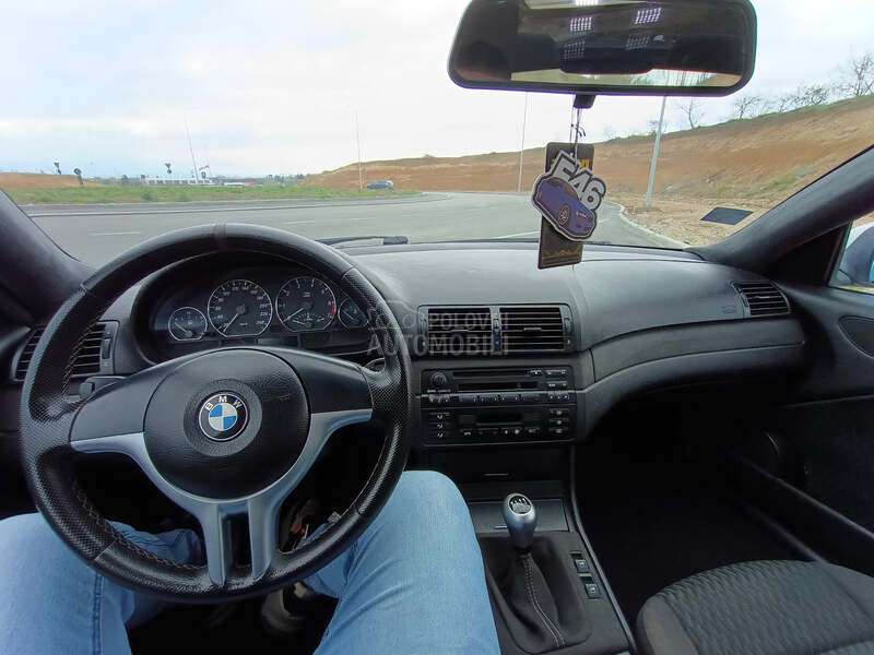 BMW 318 
