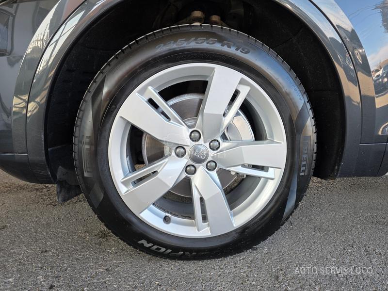 Audi Q5 2.0TDI VAZDUH/V.SERV