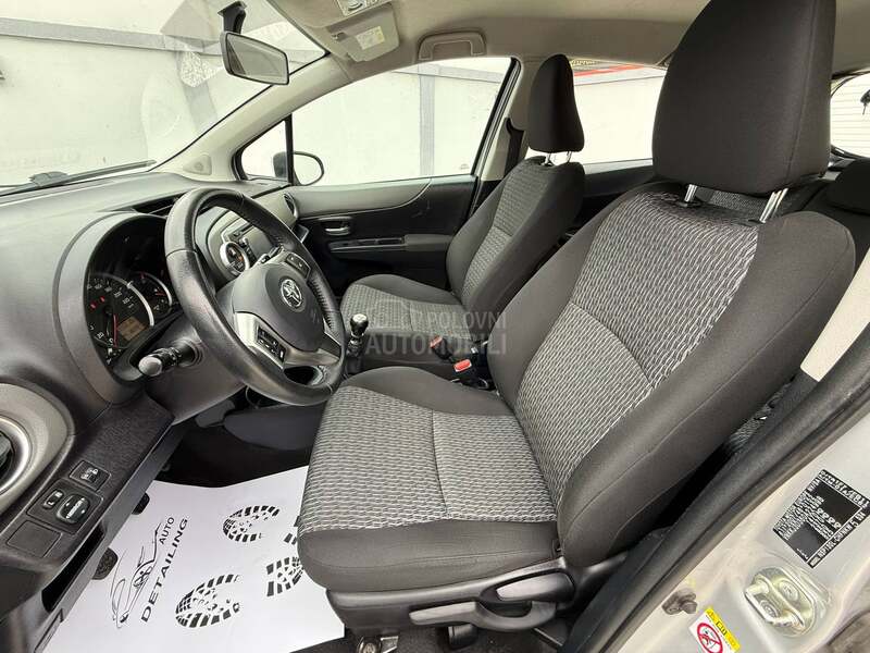 Toyota Yaris 1.3 vvti CH