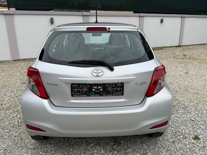 Toyota Yaris 1.3 vvti CH