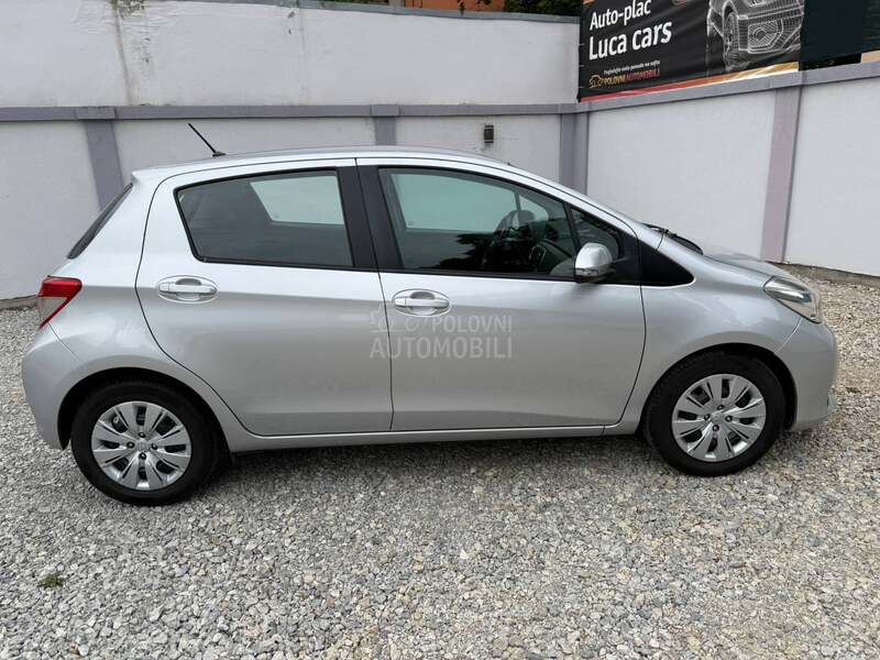 Toyota Yaris 1.3 vvti CH