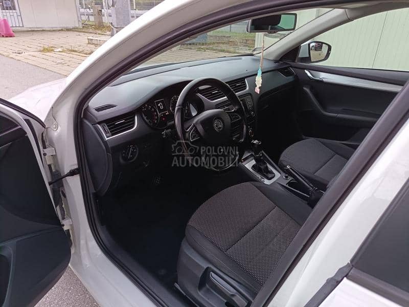 Škoda Octavia 1.6TDi DSG