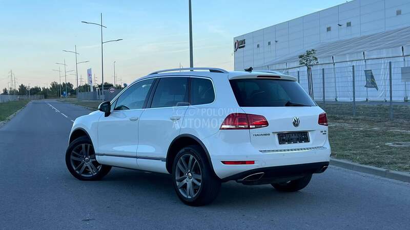 Volkswagen Touareg 3.0V6TDI BLUEMOTION