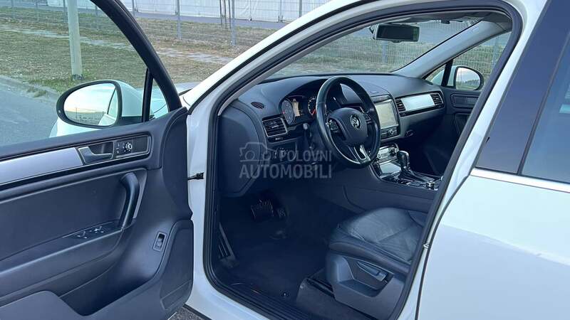 Volkswagen Touareg 3.0V6TDI BLUEMOTION
