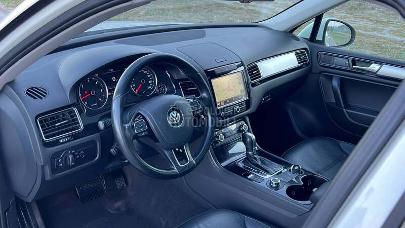 Volkswagen Touareg 3.0V6TDI BLUEMOTION