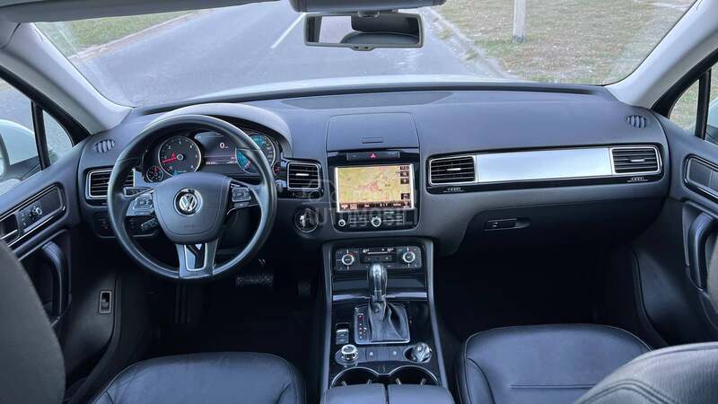 Volkswagen Touareg 3.0V6TDI BLUEMOTION