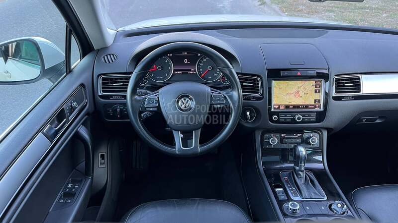 Volkswagen Touareg 3.0V6TDI BLUEMOTION