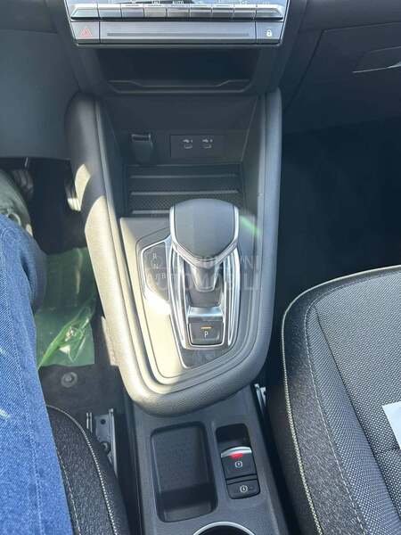Renault Symbioz E-Tech hybrid 145 hp
