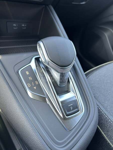 Renault Symbioz E-Tech hybrid 145 hp