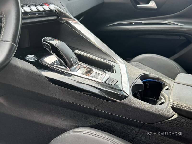 Peugeot 3008 1.5 Hdi ALLURE