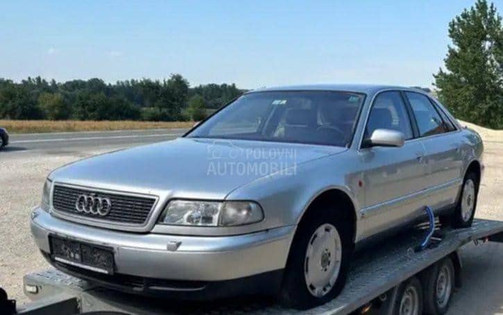 Delovi za Audi A8 2001. god.
