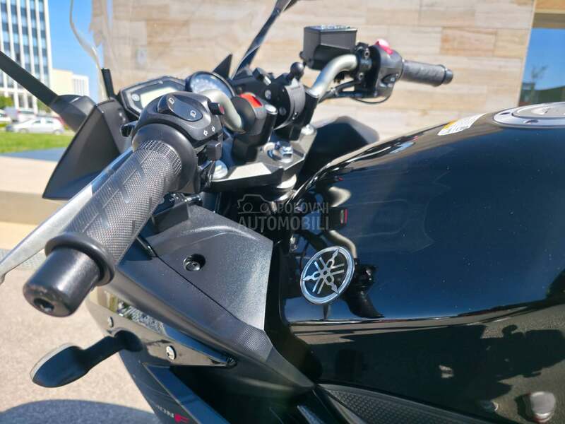 Yamaha Diversion F XJ6 XJ600 ABS