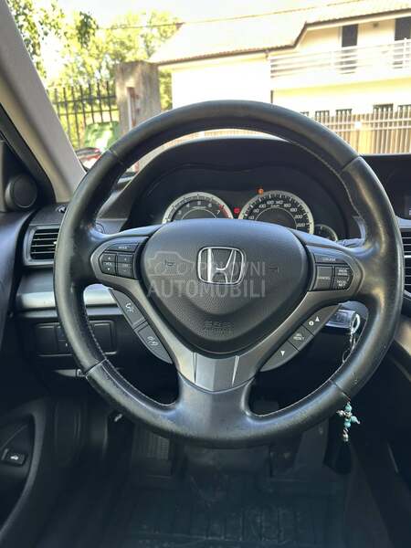 Honda Accord 2.0