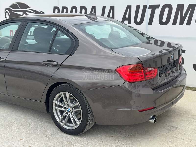 BMW 320 