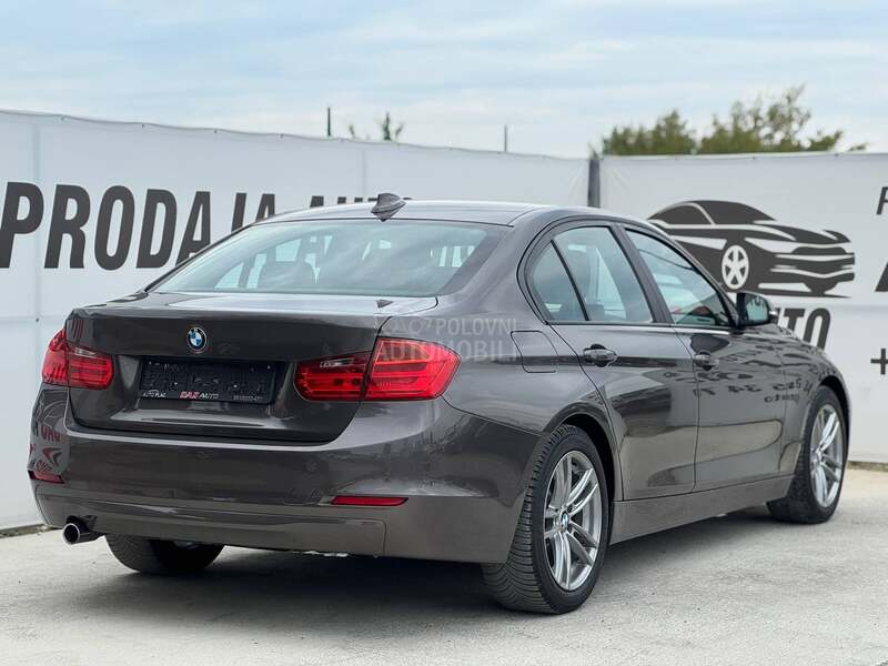 BMW 320 