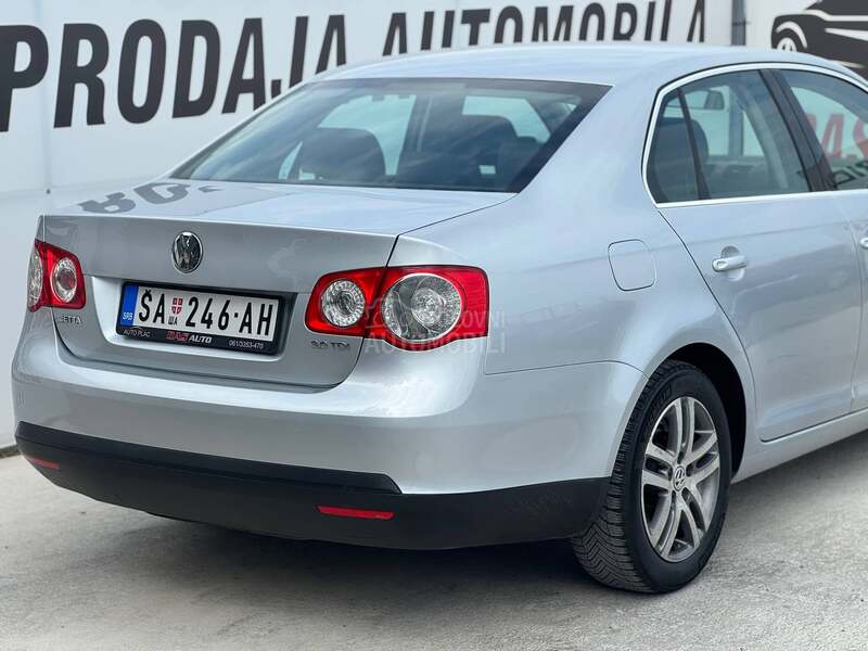 Volkswagen Jetta 