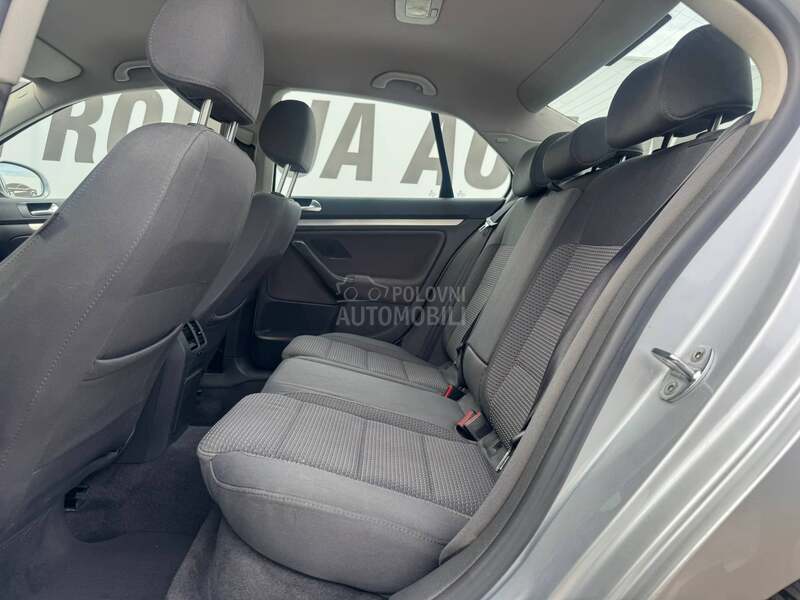 Volkswagen Jetta 