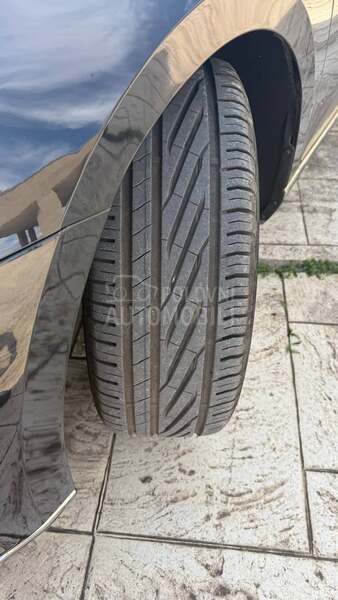 Volkswagen Passat B8 2.0 DSG HIGHLINE