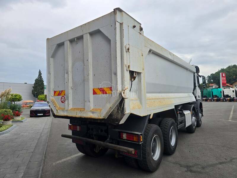 Mercedes Benz Arocs 4142