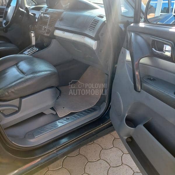 SsangYong Rodius 2.7 cdi