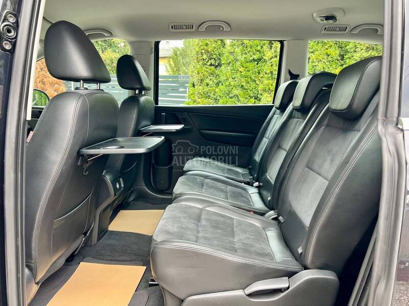 Volkswagen Sharan 2.0TDi/7sed/137750