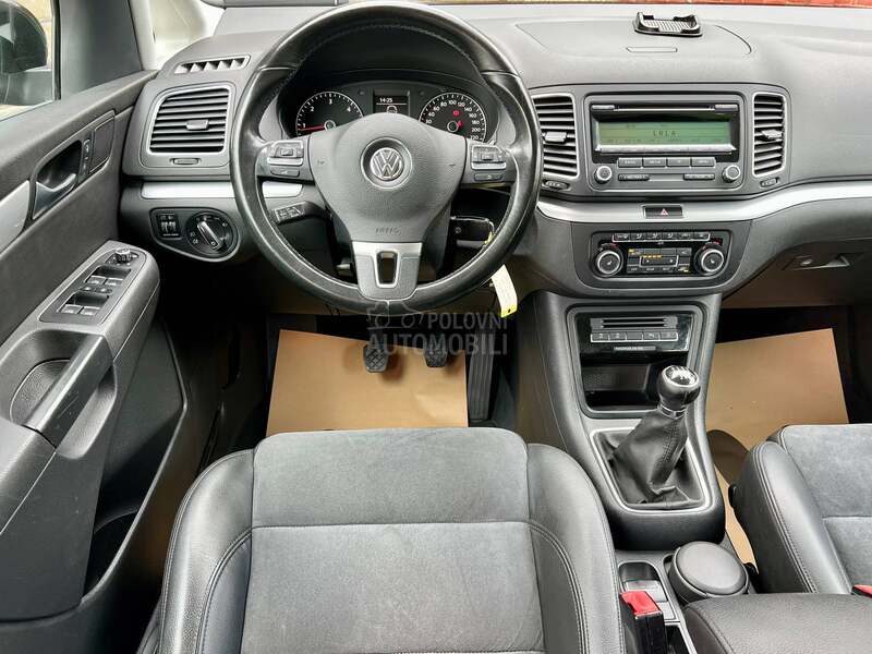 Volkswagen Sharan 2.0TDi/7sed/137750