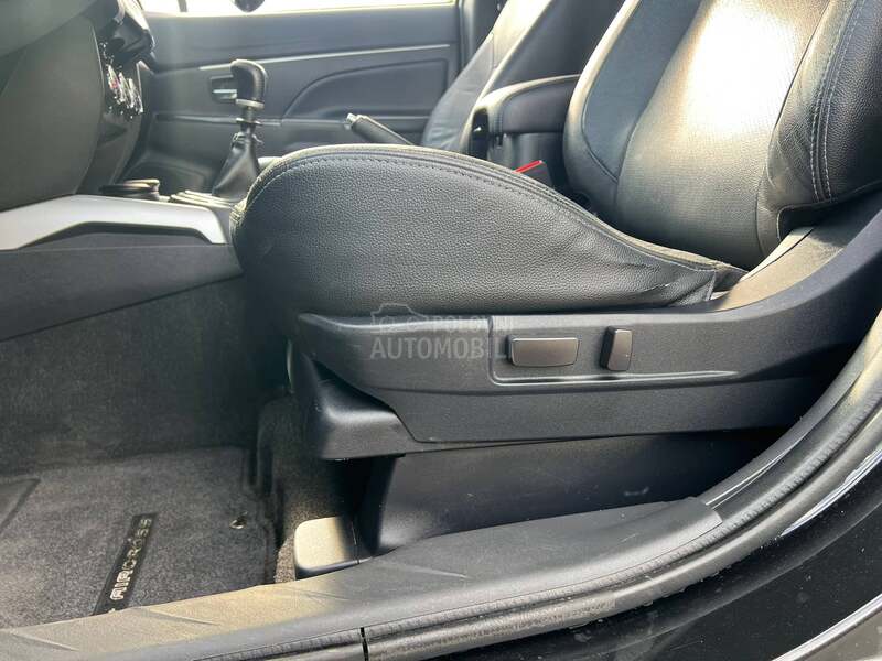 Citroen C4 Aircross nav/kam