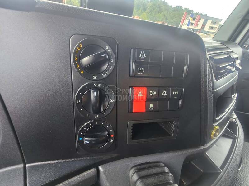 Mercedes Benz Atego 1527