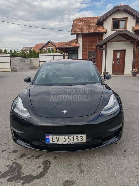 Tesla Model 3 Long Range
