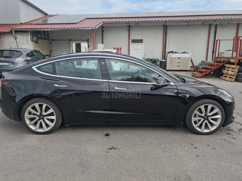 Tesla Model 3 Long Range