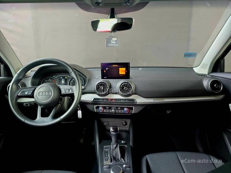 Audi Q2 30 TDI S TRONIC