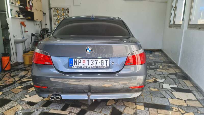 BMW 525 