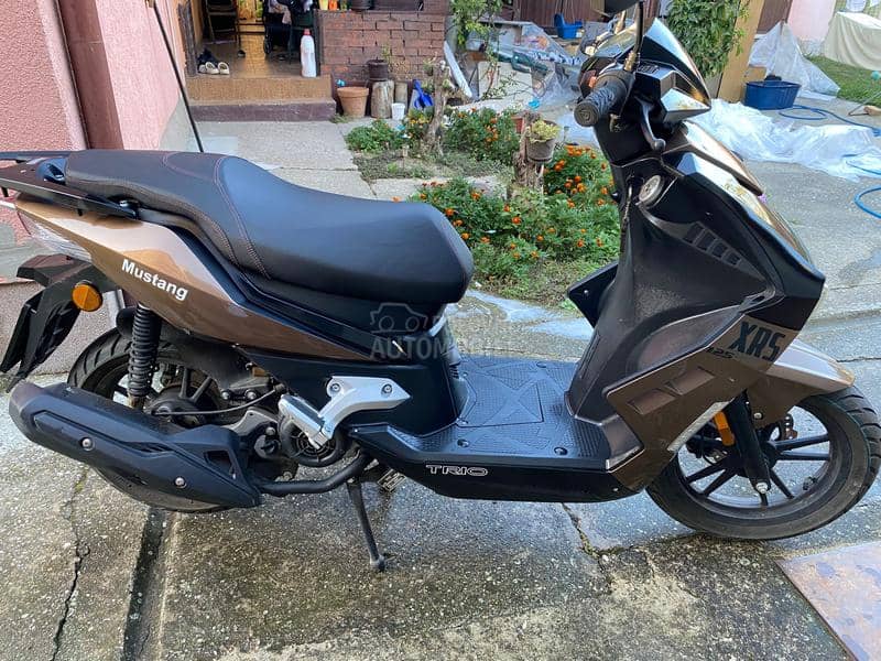 Trio Mustang 125