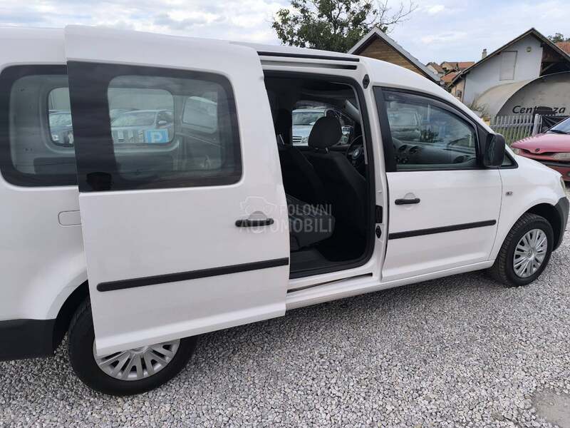 Volkswagen Caddy Maxi 1.6 TDI 5 SED N1