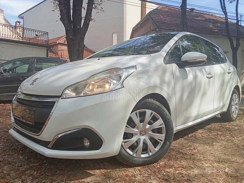 Peugeot 208 1.6HDI75CVBVM5