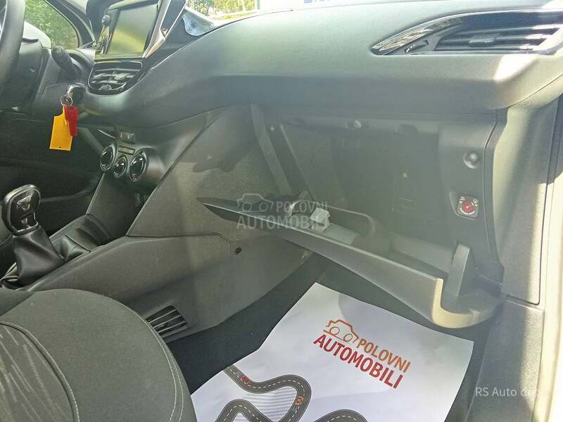 Peugeot 208 1.6HDI75CVBVM5