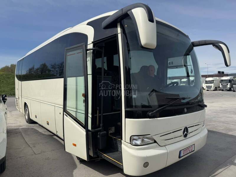 Mercedes Benz Tourino