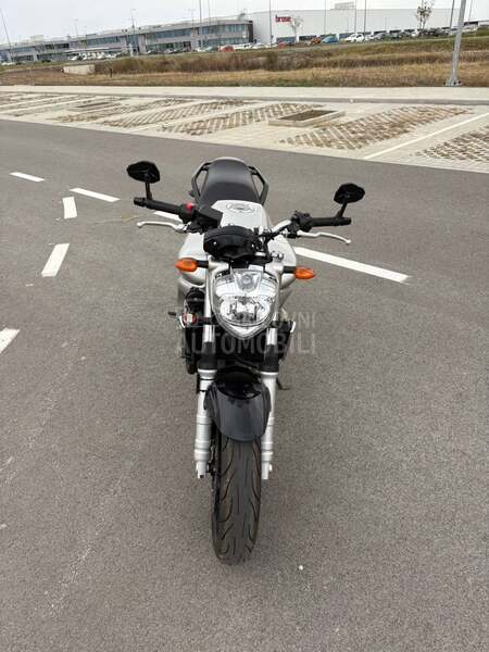 Yamaha FZ6