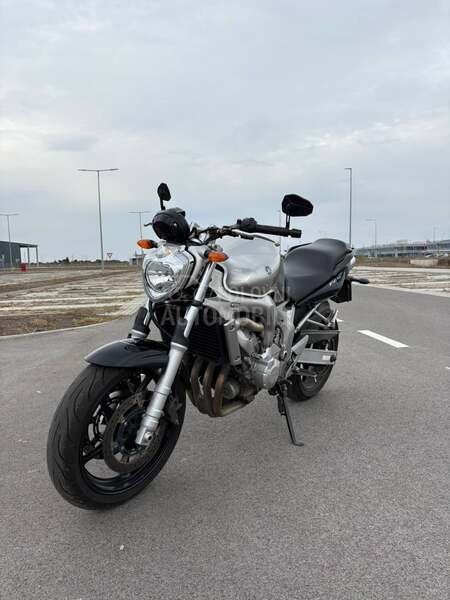Yamaha FZ6
