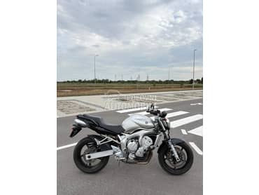 Yamaha FZ6