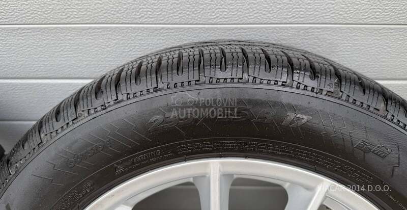 Michelin 235/55 R17 Zimska