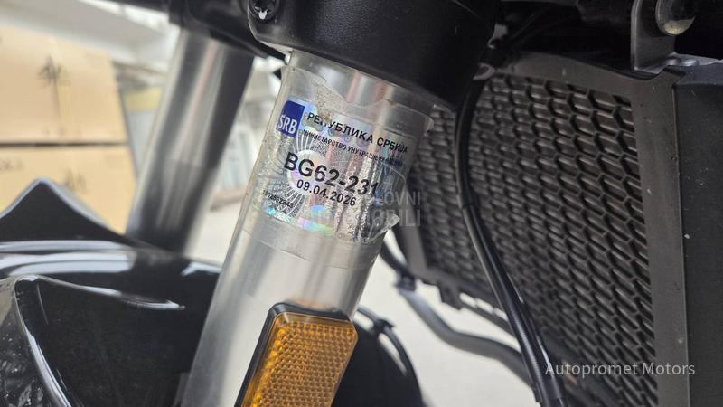 QJMOTOR SRT 900 SX TEST