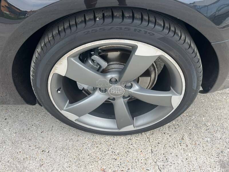 Audi A4 quattro/S line/Nov