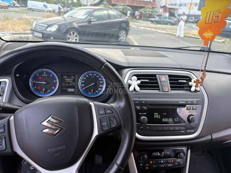 Suzuki SX4 S-Cross SX4
