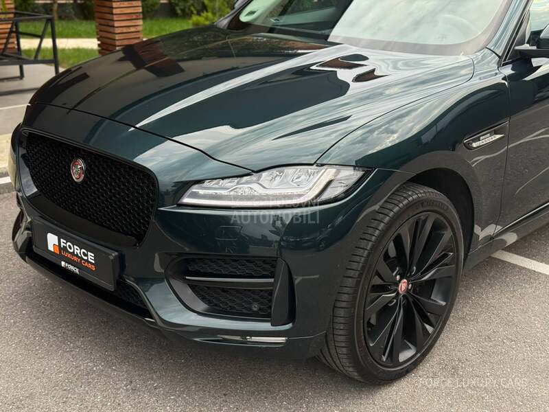 Jaguar F pace R-Sport